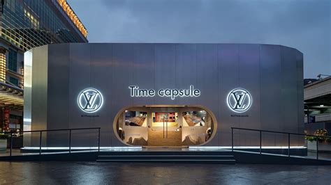 lv time capsule milan|Louis Vuitton Time Capsule Exhibition .